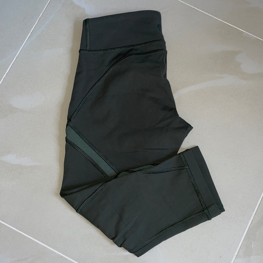 Lululemon Capri leggings